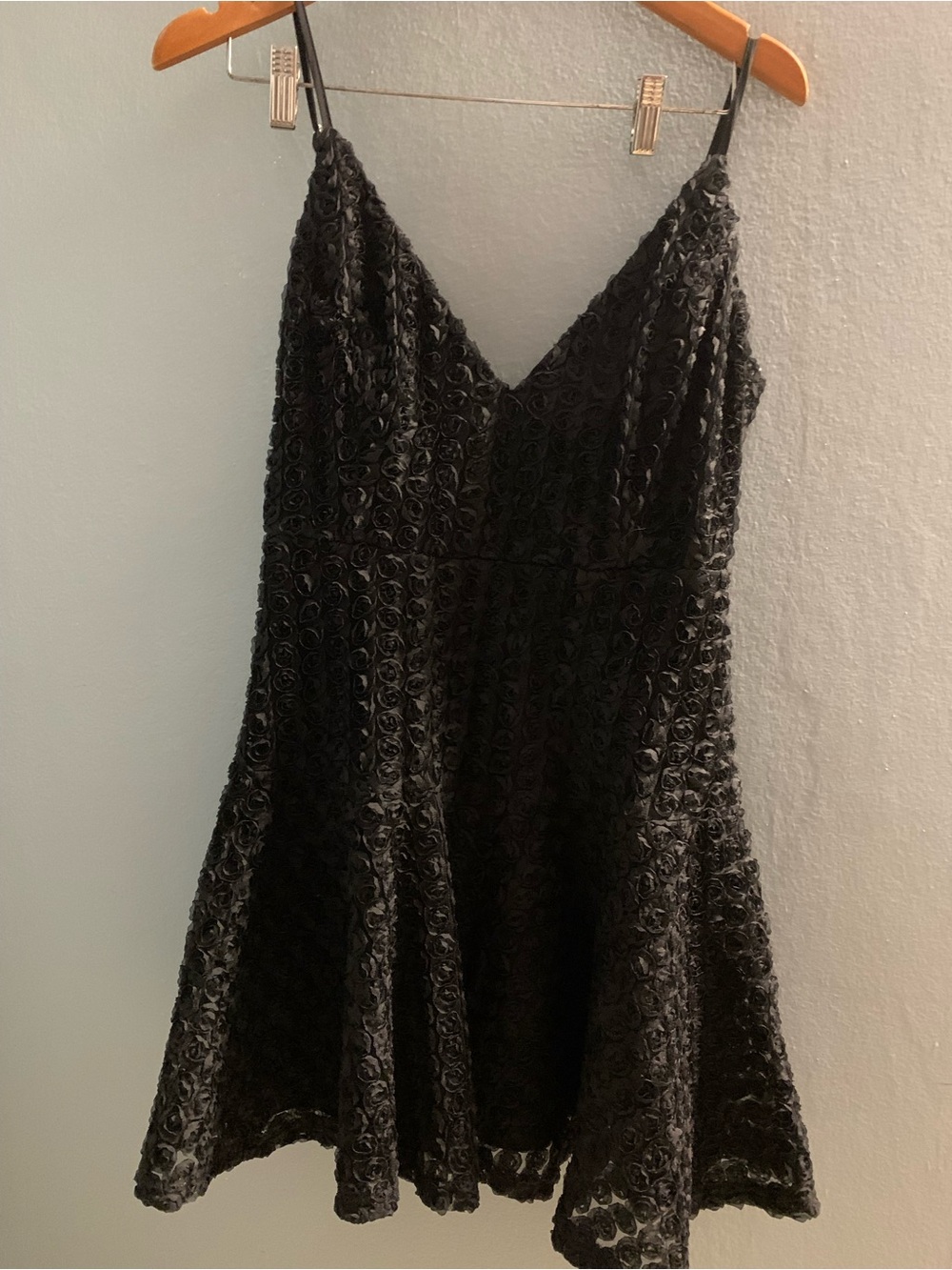 Lulu's Black Sleeveless Floral Textured Patterned Dress